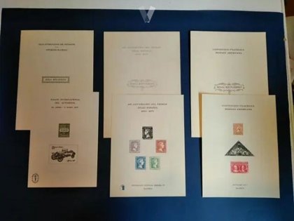 3 Hojas Recuerdo en carpeta 